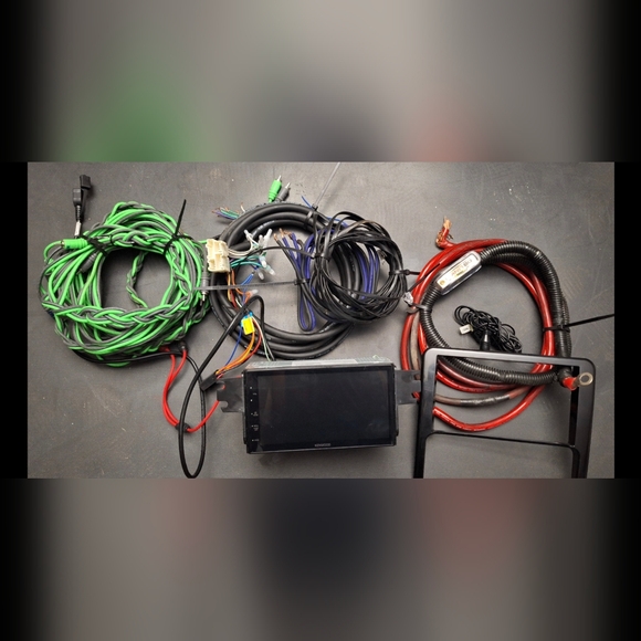 Kenwood Car Stereo with Black Display and Multi-Colored Wiring - Picture 1 of 2